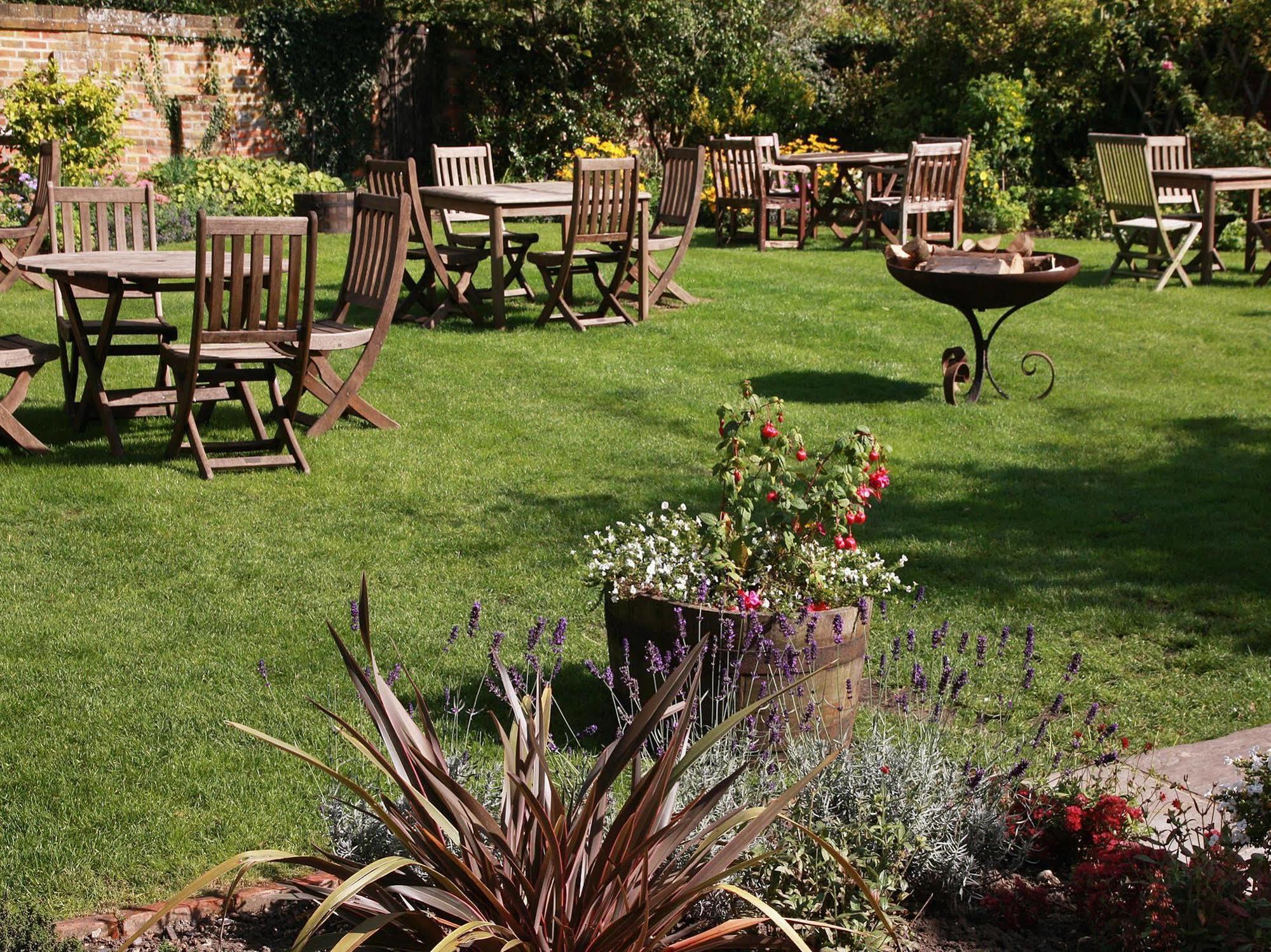 The Royal Oak, Yattendon Frilsham 外观 照片